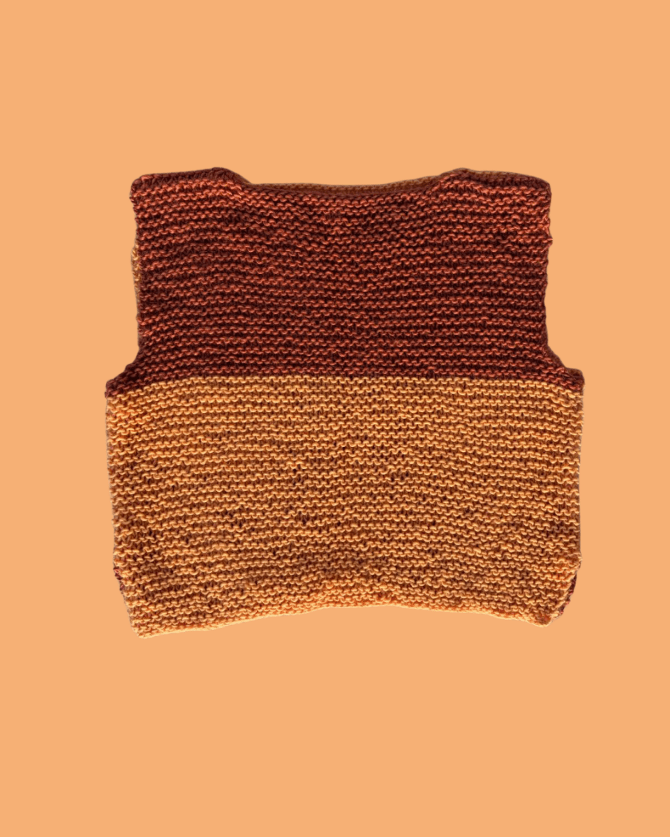 Peach and brown vest - TWELVE YARNS