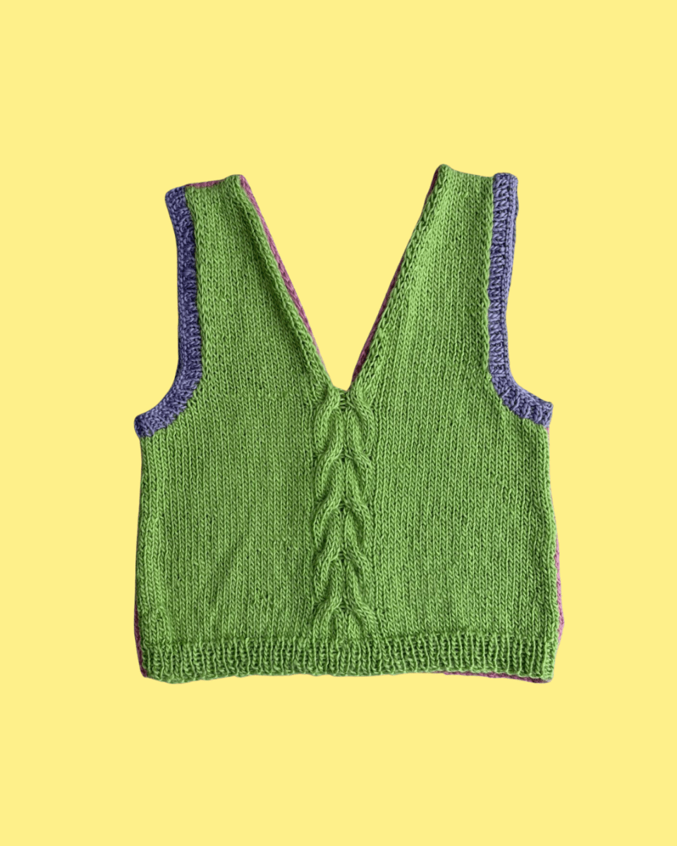 Pink and green reversible vest - TWELVE YARNS