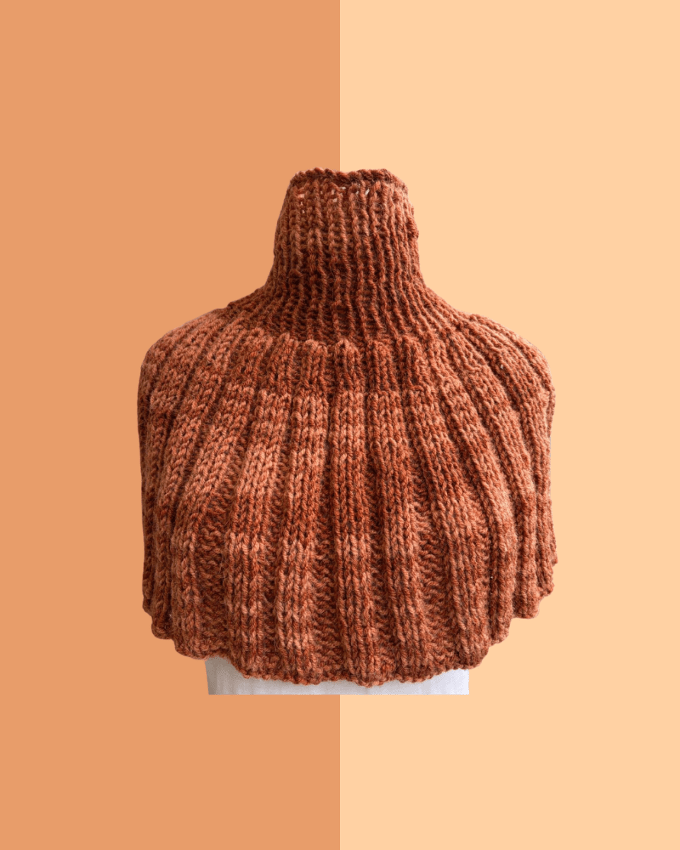 Brown textured cowl - TWELVE YARNS