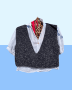 Charcoal sleeveless vest - TWELVE YARNS