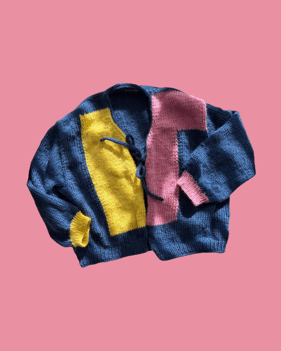 Navy cardigan with colour blocks - TWELVE YARNS