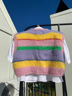 Candy pink vest - TWELVE YARNS