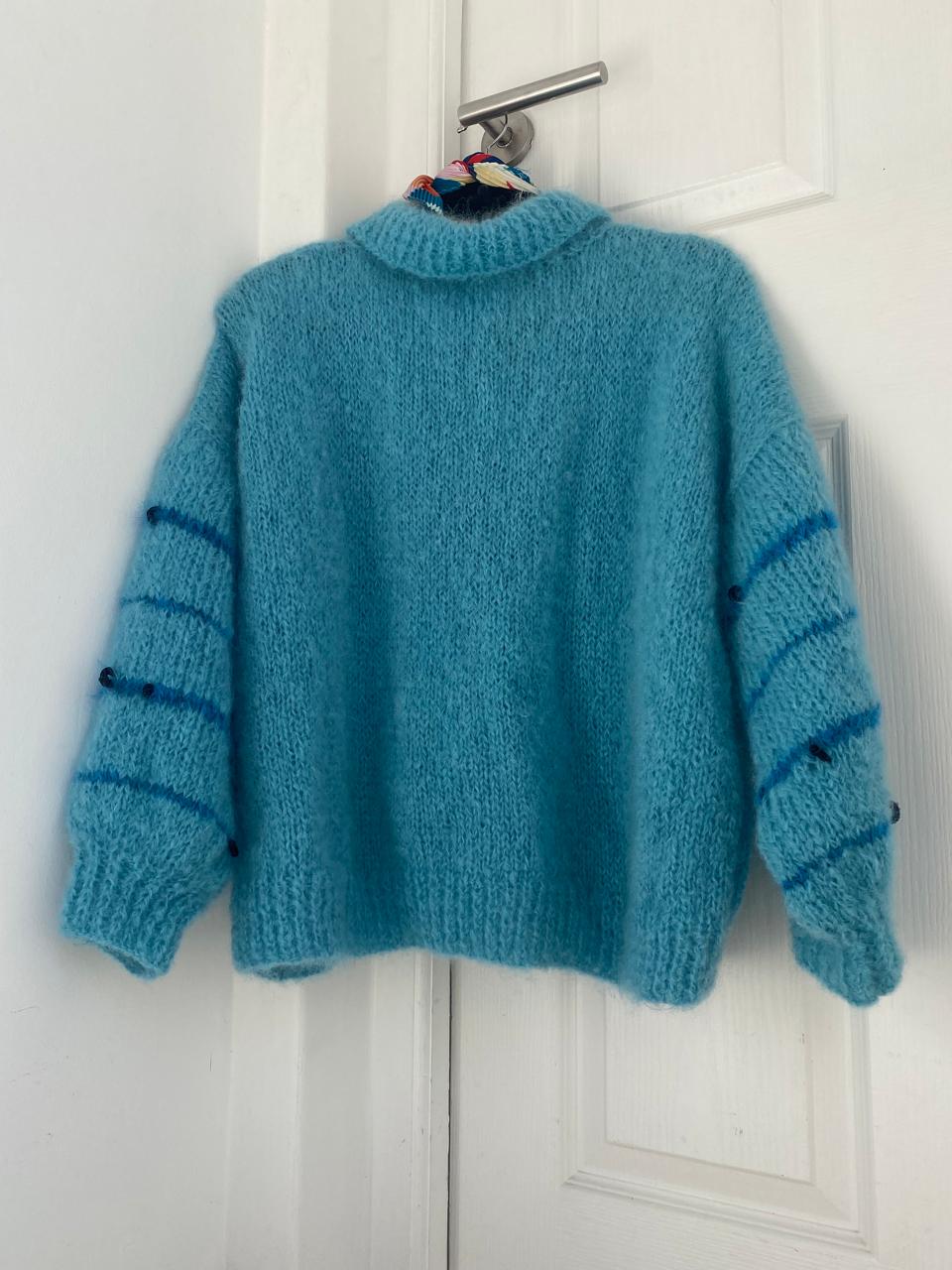 Electric blue button top - TWELVE YARNS