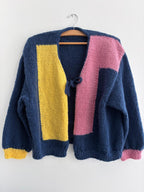 Navy cardigan with colour blocks - TWELVE YARNS