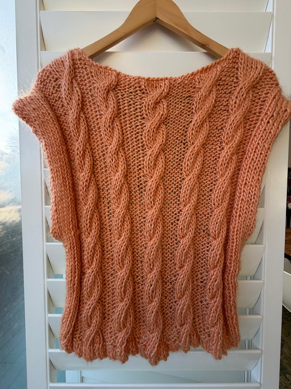 Green and orange reversible top - TWELVE YARNS