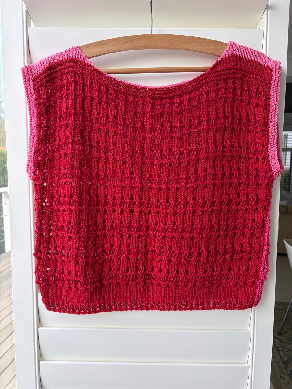 Pink and red reversible knit - TWELVE YARNS