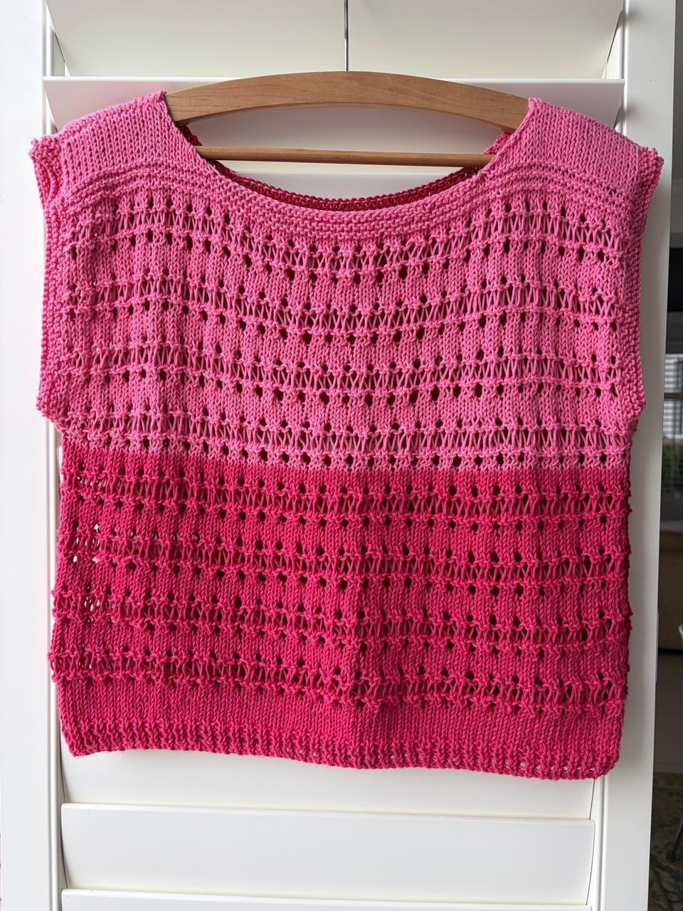 Pink and red reversible knit - TWELVE YARNS